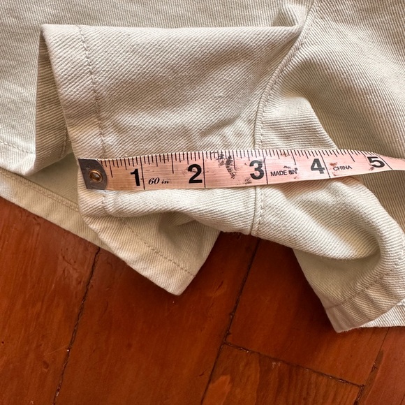 Uniqlo shorts in mint color size 27 - Picture 6 of 6